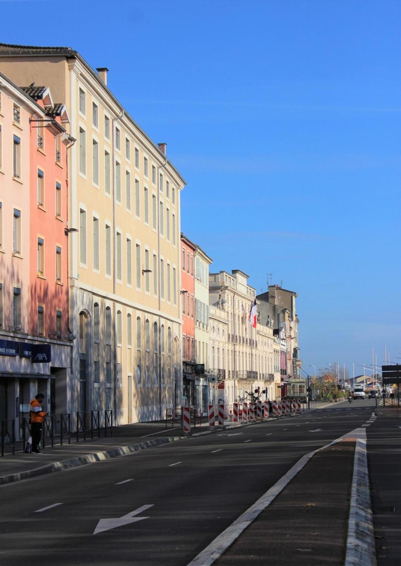 THE SPOT T2 comfort in Mâcon Extérieur photo