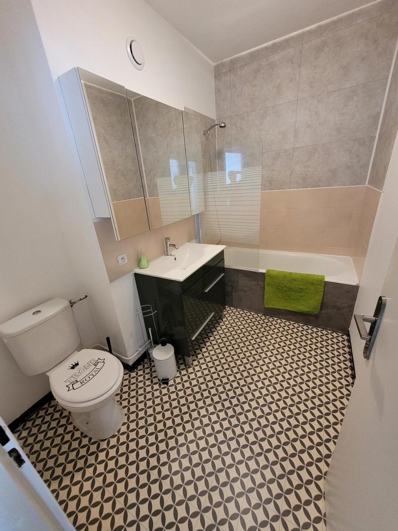 THE SPOT T2 comfort in Mâcon Extérieur photo
